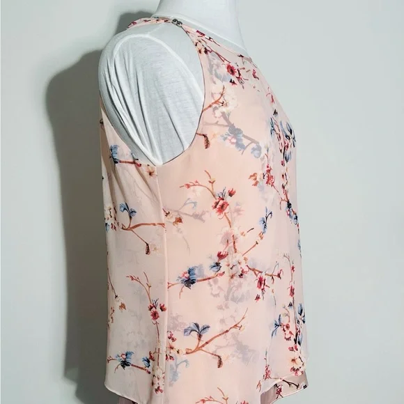 White House Black Market Blush Floral Sleeveless Blouse S Romantic Tie Back Top - Picture 5 of 6